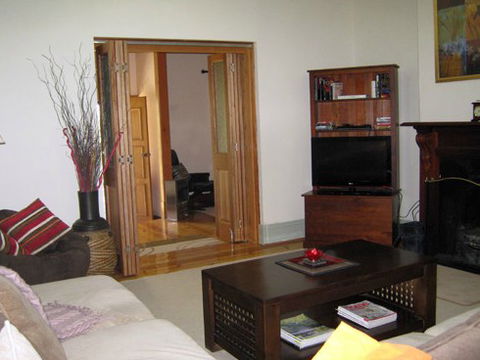 Amalie Cottage Waikerie - Coogee Beach Accommodation 3