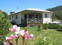 Big Bell Farm - Coogee Beach Accommodation 0