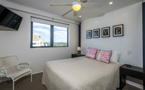 Centrepoint Holiday Apartments Caloundra - Coogee Beach Accommodation 2