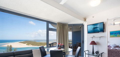 Centrepoint Holiday Apartments Caloundra - Coogee Beach Accommodation 3