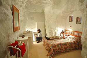 White Cliffs NSW Coogee Beach Accommodation