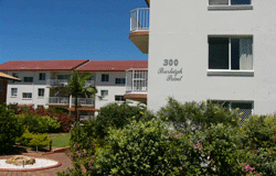 Burleigh Point Apartments - Coogee Beach Accommodation 0