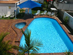 Burleigh Point Apartments - Coogee Beach Accommodation 3