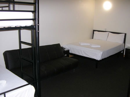 City Edge Brisbane (Formerly: Explorers Inn) - Coogee Beach Accommodation 1