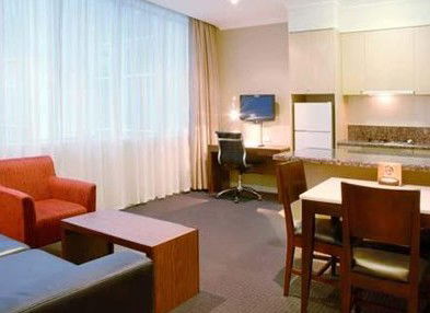 Clarion Suites Gateway - Coogee Beach Accommodation 1