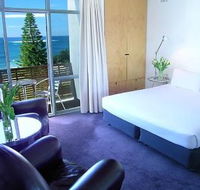 Hotel Dive - Coogee Beach Accommodation