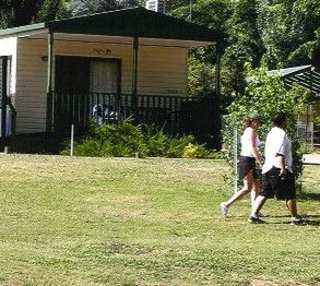 Bright Riverside Holiday Park - Coogee Beach Accommodation 1