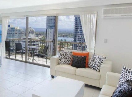 De Ville Apartments - Coogee Beach Accommodation 4
