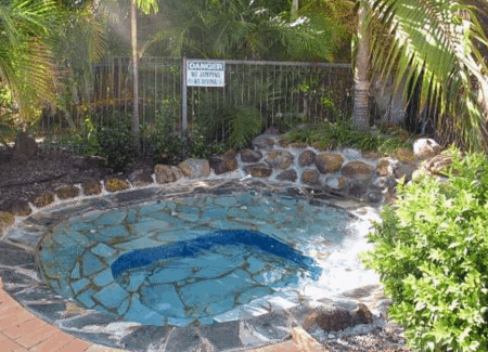 SMART MOTELS BERT HINKLER - Coogee Beach Accommodation 2