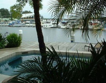 Sanctuary Cove Villas - Coogee Beach Accommodation 2