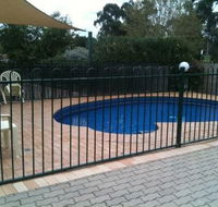 Golden Guitar Motor Inn - Coogee Beach Accommodation