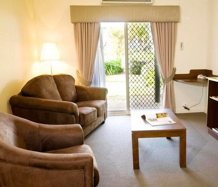 Sanctuary Golf Resort - Coogee Beach Accommodation 0