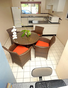 Balinese Motel - Coogee Beach Accommodation 2