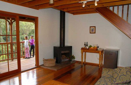 Hookes Creek Forest Retreat - Coogee Beach Accommodation 4