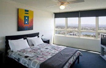 Condor Ocean View Apartments - Coogee Beach Accommodation 1