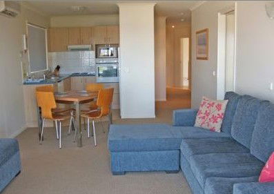 Sorrento Luxury Apartments - Coogee Beach Accommodation 4