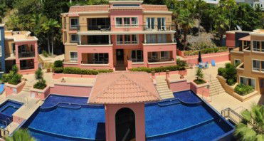 Martinique Whitsunday - Coogee Beach Accommodation 3
