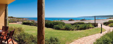 Canal Rocks Beachfront Apartments - Coogee Beach Accommodation 4
