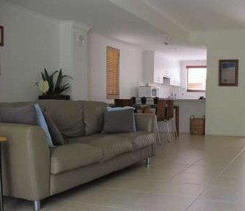Le Court Villas - Coogee Beach Accommodation 1