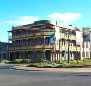 Quality Hotel Bentinck - Coogee Beach Accommodation