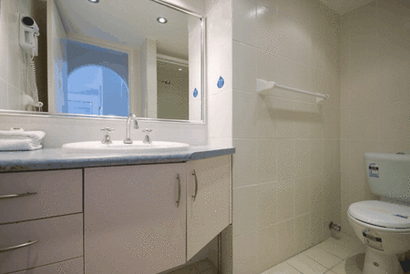 Olympus Apartments - Coogee Beach Accommodation 2
