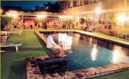 Regal Park Motor Inn - Coogee Beach Accommodation 1