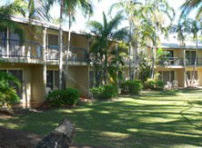Bushland Beach Tavern - Coogee Beach Accommodation 3