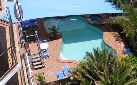 Beach Palms Holiday Apartments - Coogee Beach Accommodation 2
