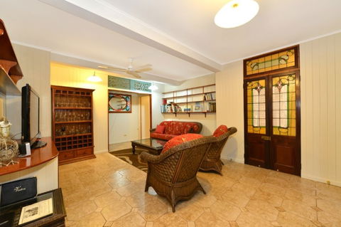 Lilybank - Coogee Beach Accommodation 3