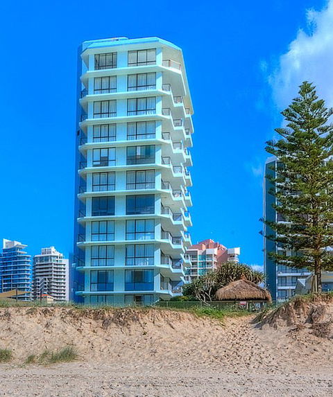 Hibiscus On The Beach - Coogee Beach Accommodation 0