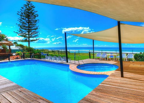 Hibiscus On The Beach - Coogee Beach Accommodation 1