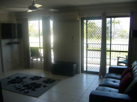 L'Amor Holiday Apartments - Coogee Beach Accommodation 4
