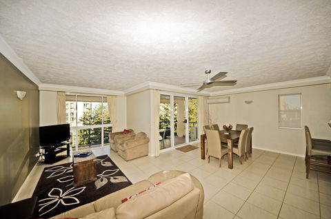 San Mateo On Broadbeach - Coogee Beach Accommodation 5