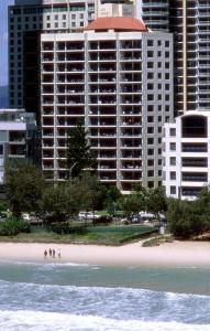 Surf Regency Apartments - Coogee Beach Accommodation 3
