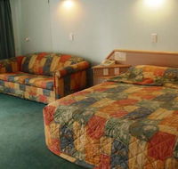 Runaway Bay Motor Inn - Coogee Beach Accommodation