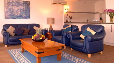 Biarritz Apartments - Coogee Beach Accommodation 3