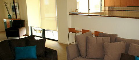 Vardon Point Resort Apartments - Coogee Beach Accommodation 1
