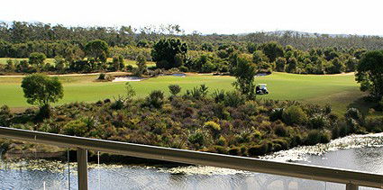 Vardon Point Resort Apartments - Coogee Beach Accommodation 2