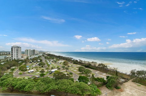 Key Largo Maroochydore - Coogee Beach Accommodation 5