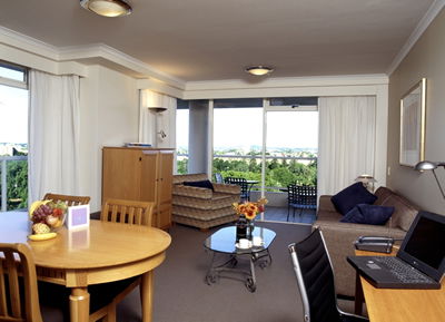 Quay West Suites Brisbane - Coogee Beach Accommodation 10