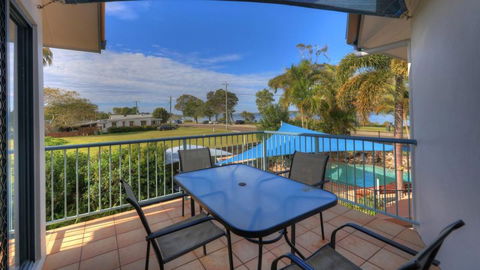 Dolphin Waters Holiday Apartments - Coogee Beach Accommodation 0