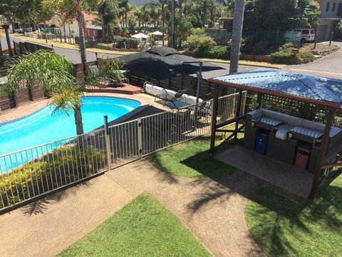 Beachfront Units Merimbula - Coogee Beach Accommodation 2