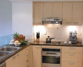 Sea Change Beachfront Apartments - Coogee Beach Accommodation 4