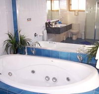 Bateau Bay Beachfront Luxury Accomodation - Coogee Beach Accommodation