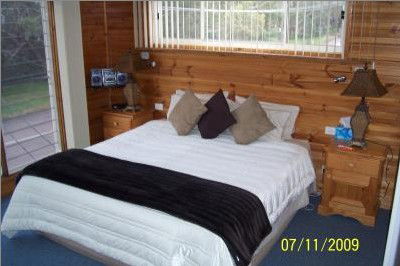 Bateau Bay Beachfront Luxury Accomodation - Coogee Beach Accommodation 1