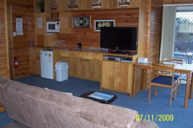 Bateau Bay Beachfront Luxury Accomodation - Coogee Beach Accommodation 2