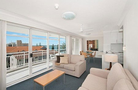 Atrium Resort - Coogee Beach Accommodation 2