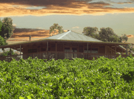 Mclaren Ridge Log Cabins - Coogee Beach Accommodation 0