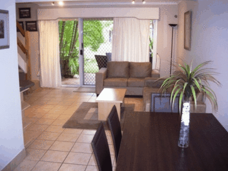 Noosa Gardens Riverside Resort - Coogee Beach Accommodation 2