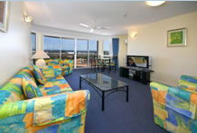 Beachside Resort (kawana Waters) - Coogee Beach Accommodation 4